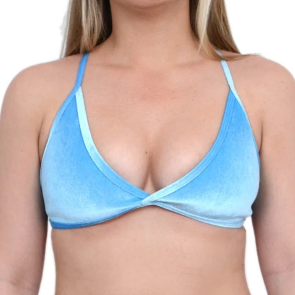 Hoaka Swimwear Velvet Bikini Top